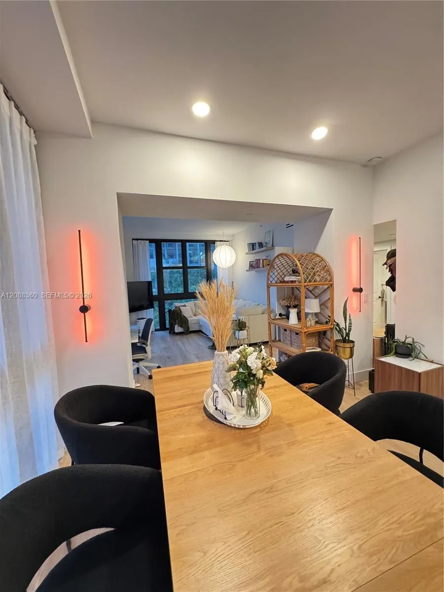 111 E Flagler St #304 Miami, FL 33131