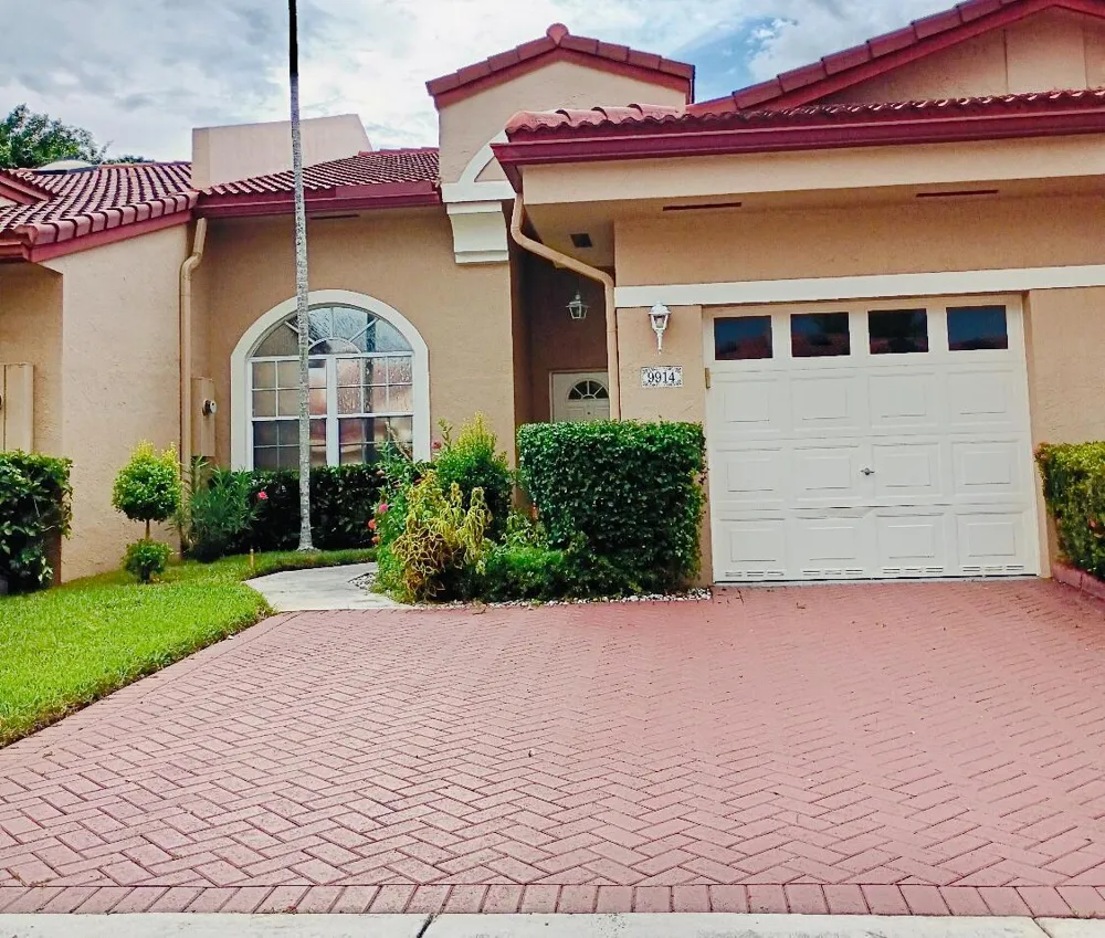 9914 E MALVERN DRIVE #9914 Tamarac, FL 33321