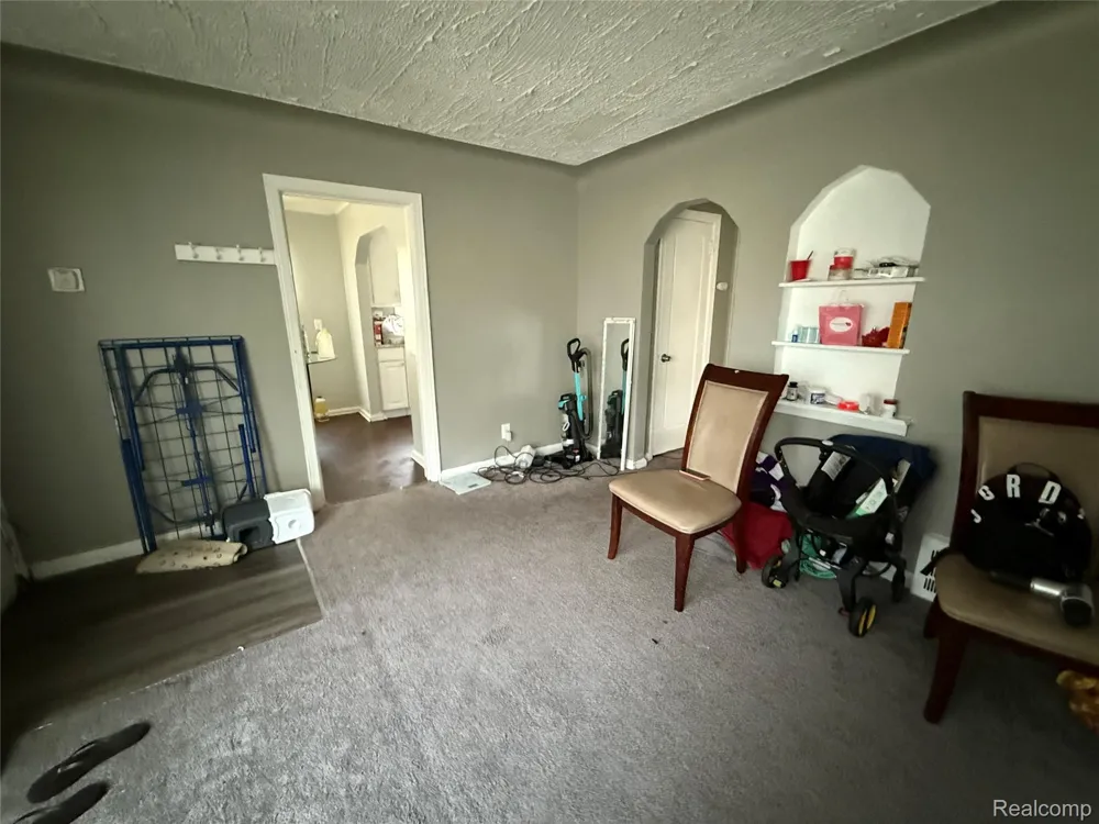 19390 Lumpkin Street Detroit City, MI 48234