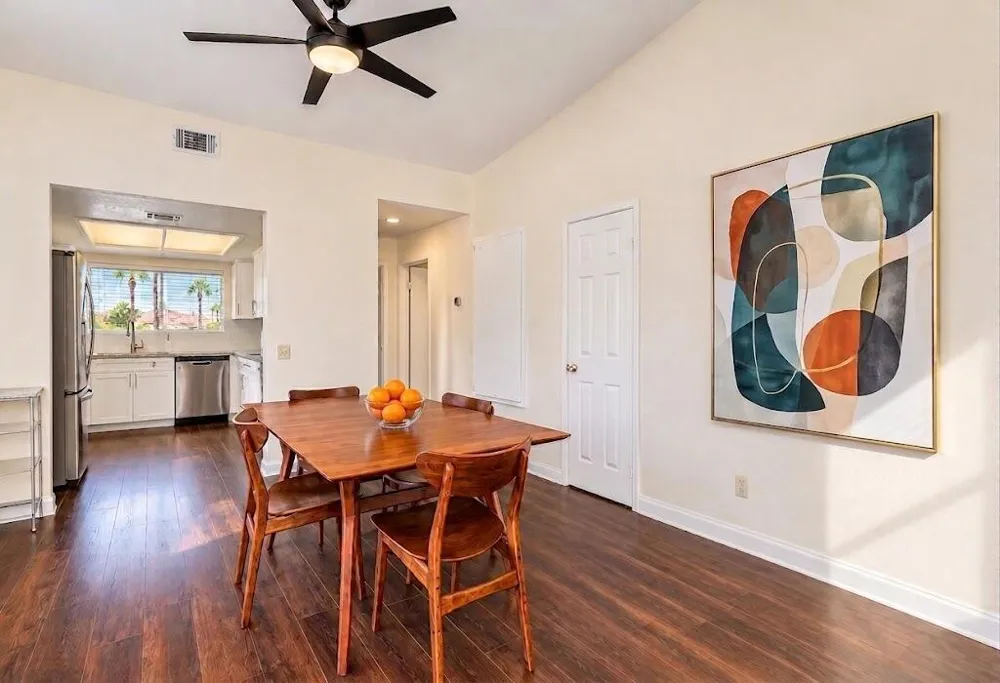 2700 E Mesquite Avenue #A2 Palm Springs, CA 92264