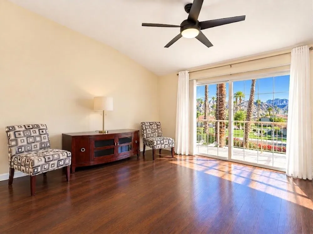 2700 E Mesquite Avenue #A2 Palm Springs, CA 92264