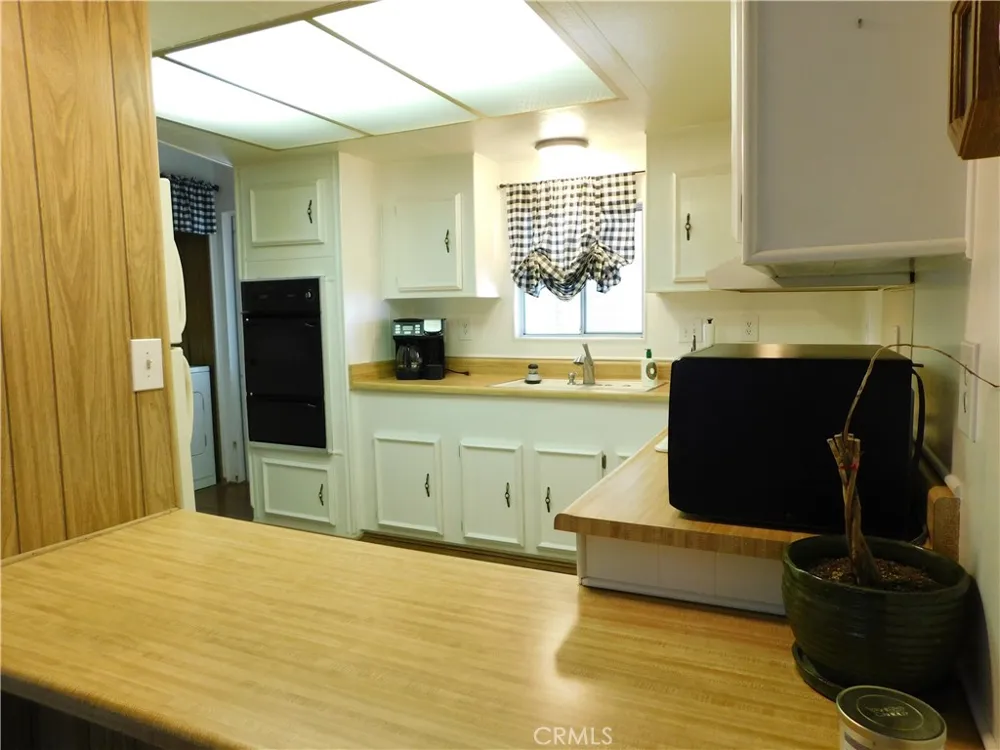 35218 FIR AVENUE #5 Yucaipa, CA 92399