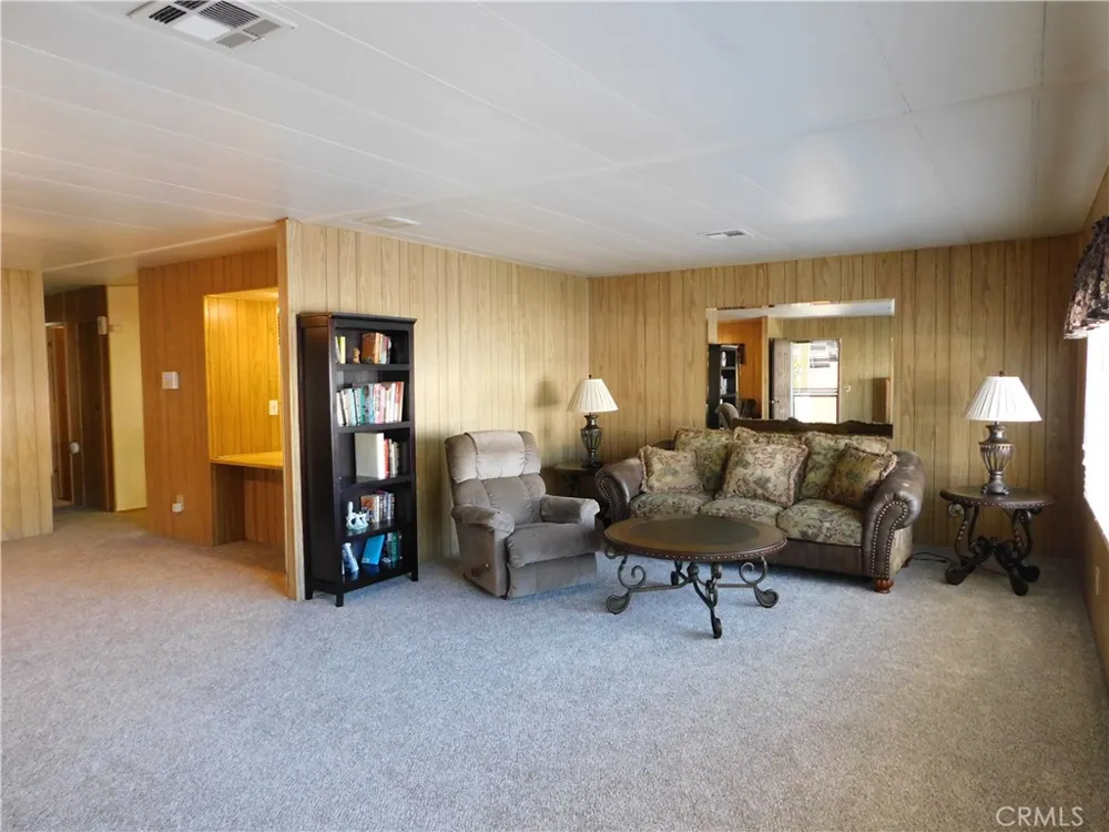 35218 FIR AVENUE #5 Yucaipa, CA 92399
