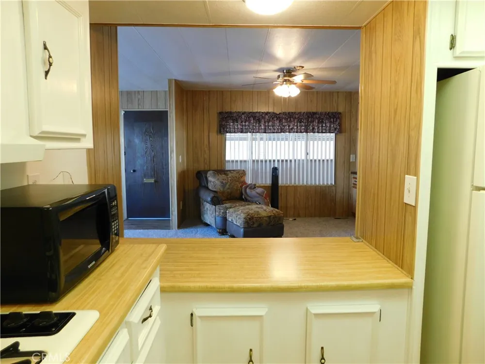 35218 FIR AVENUE #5 Yucaipa, CA 92399