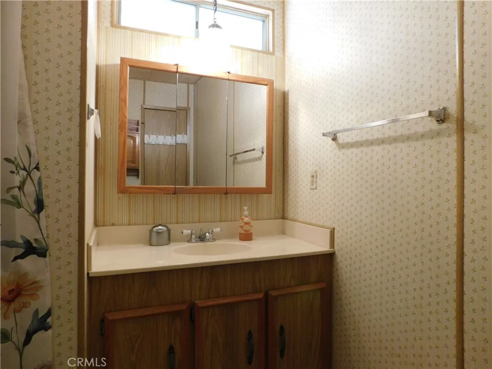 35218 FIR AVENUE #5 Yucaipa, CA 92399