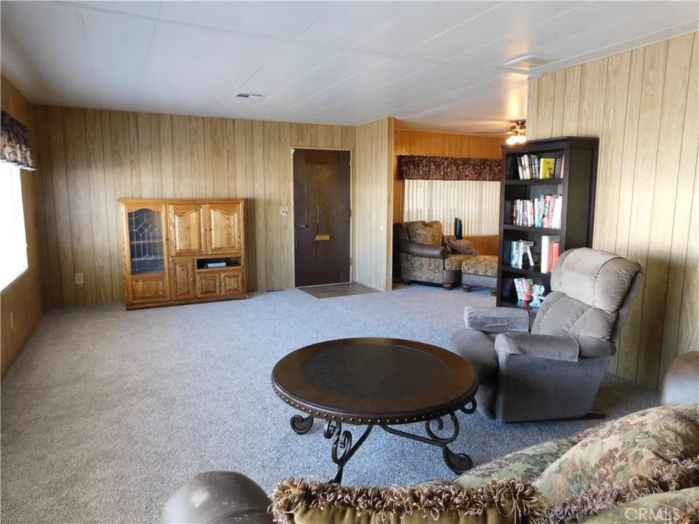 35218 FIR AVENUE #5 Yucaipa, CA 92399