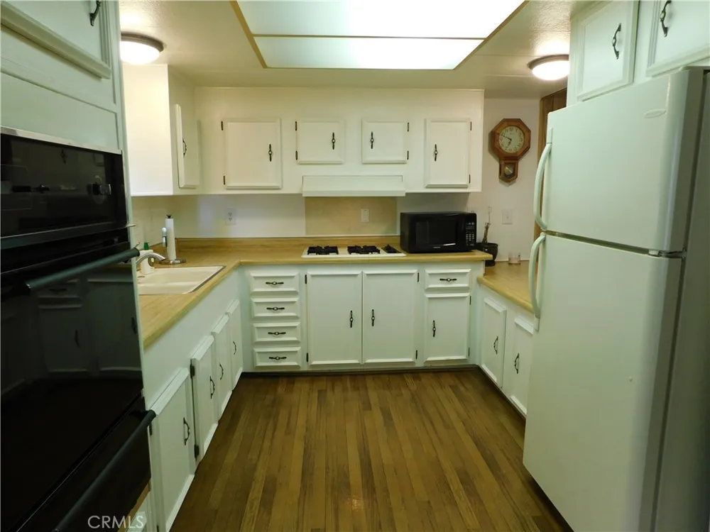 35218 FIR AVENUE #5 Yucaipa, CA 92399