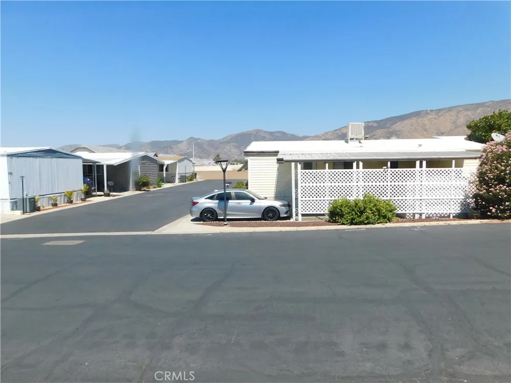 35218 FIR AVENUE #5 Yucaipa, CA 92399