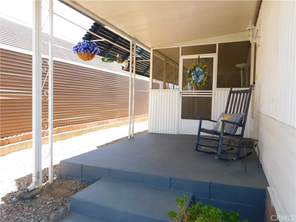35218 FIR AVENUE #5 Yucaipa, CA 92399