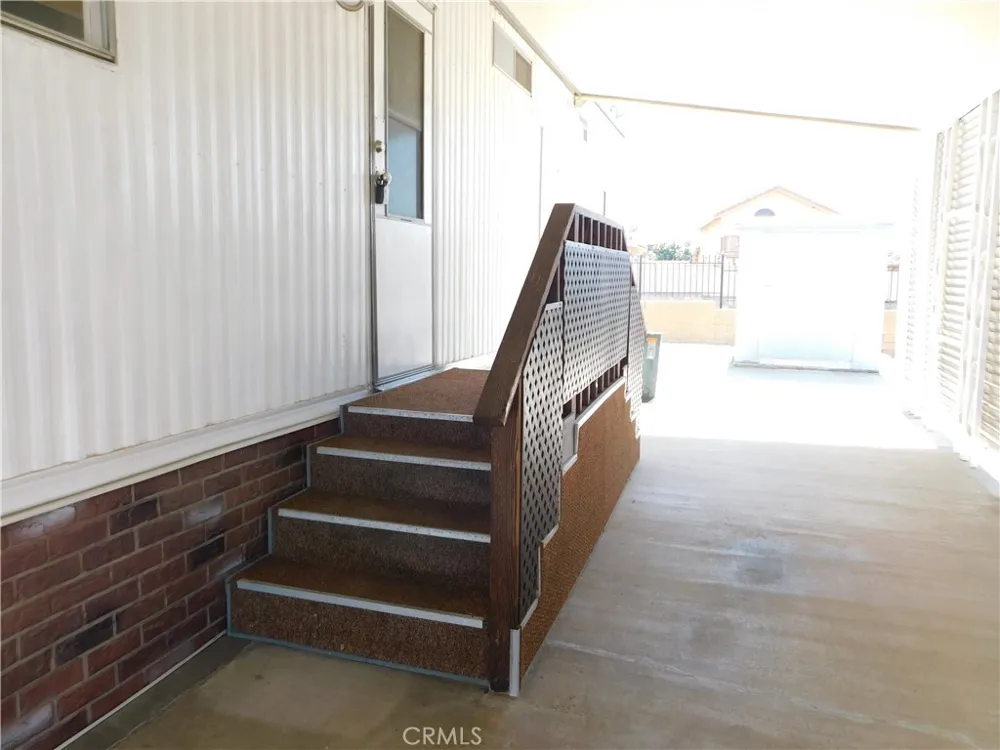 35218 FIR AVENUE #5 Yucaipa, CA 92399
