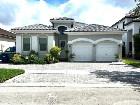 18247 NW 88th Pl