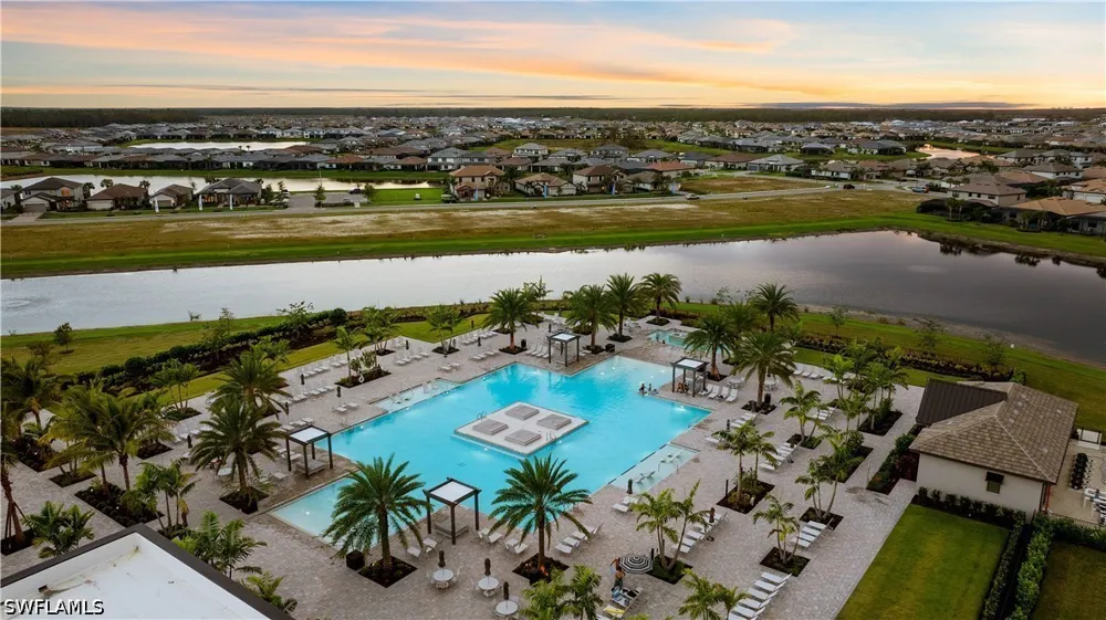 Pebble Glen Drive Estero, FL 33928