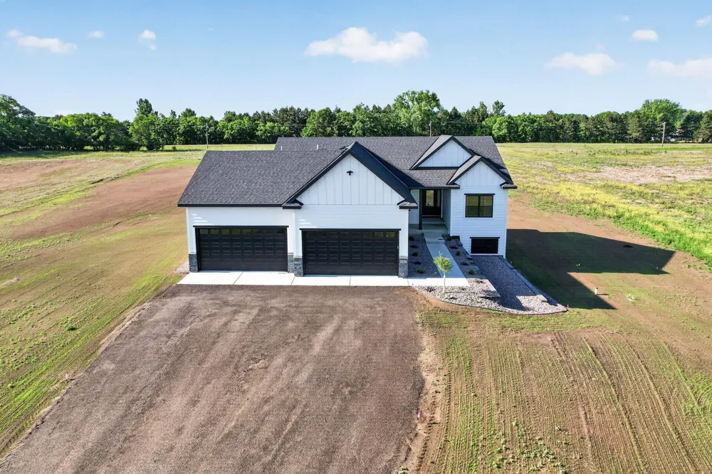 13437 295th Avenue NW Princeton, MN 55371