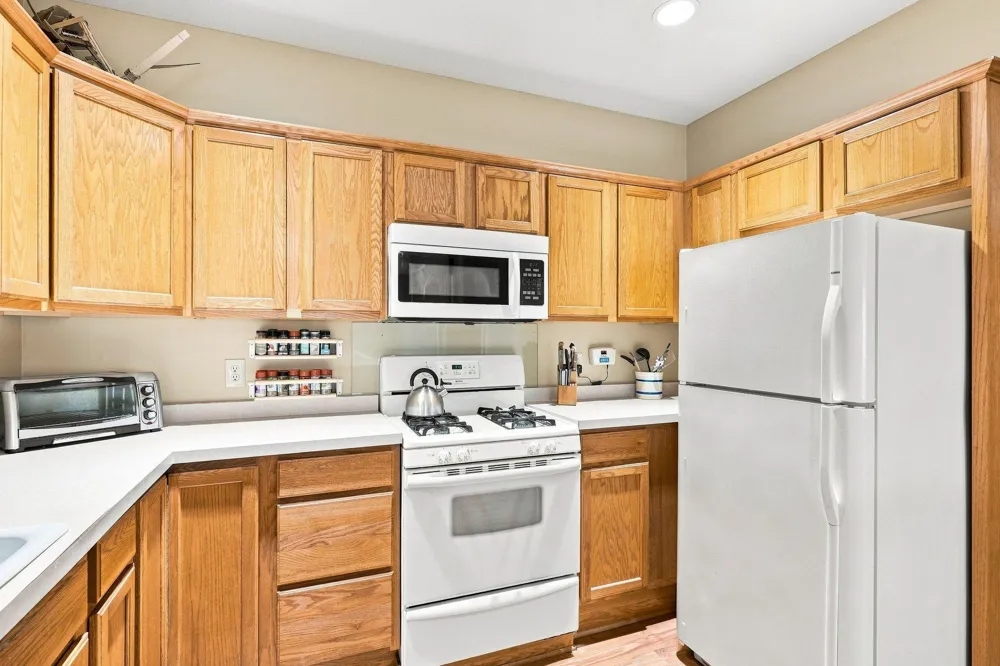 802 Saint Lawrence Drive Northfield, MN 55057