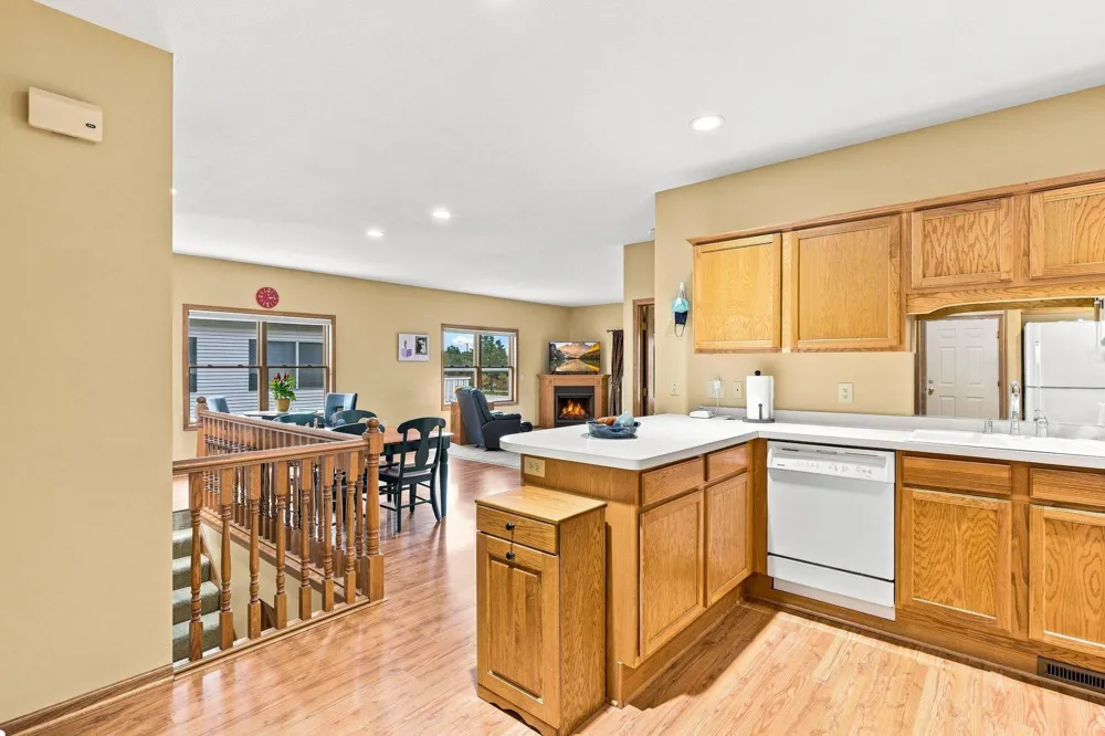 802 Saint Lawrence Drive Northfield, MN 55057