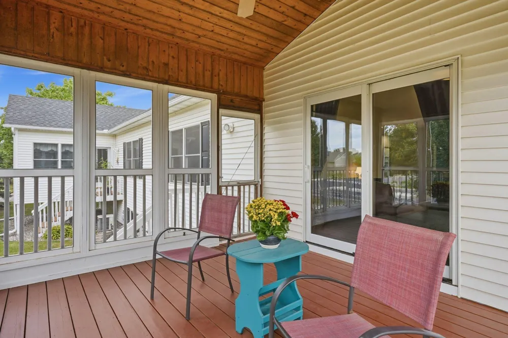 802 Saint Lawrence Drive Northfield, MN 55057