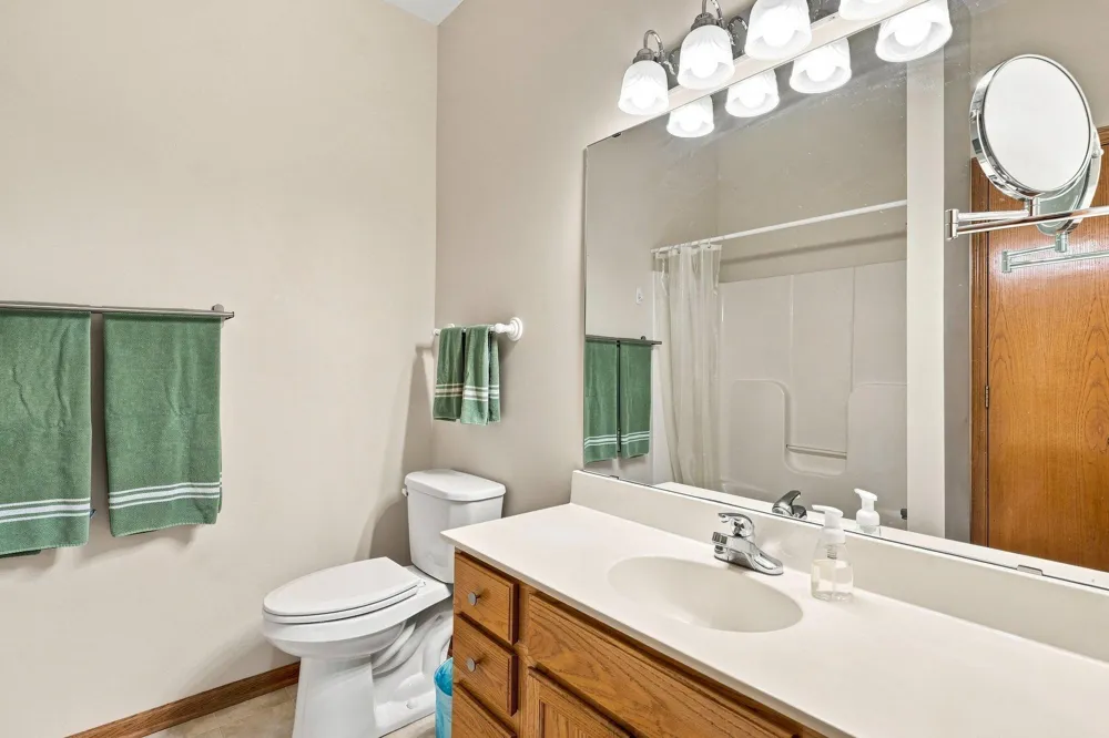 802 Saint Lawrence Drive Northfield, MN 55057