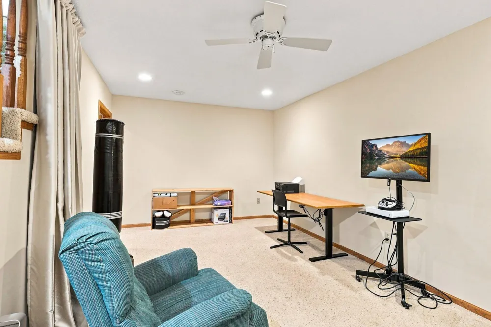 802 Saint Lawrence Drive Northfield, MN 55057