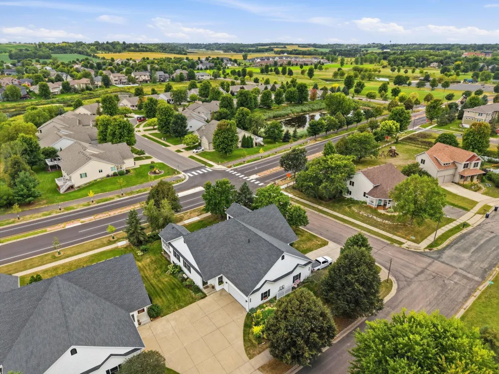 802 Saint Lawrence Drive Northfield, MN 55057