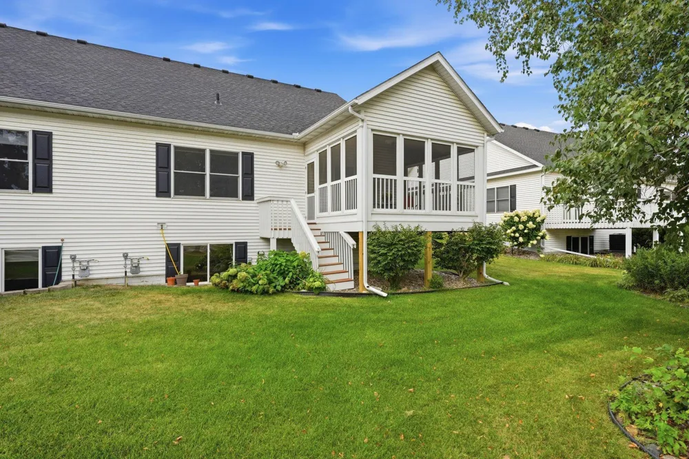 802 Saint Lawrence Drive Northfield, MN 55057