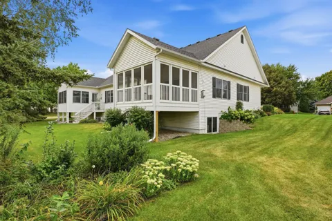 802 Saint Lawrence Drive
