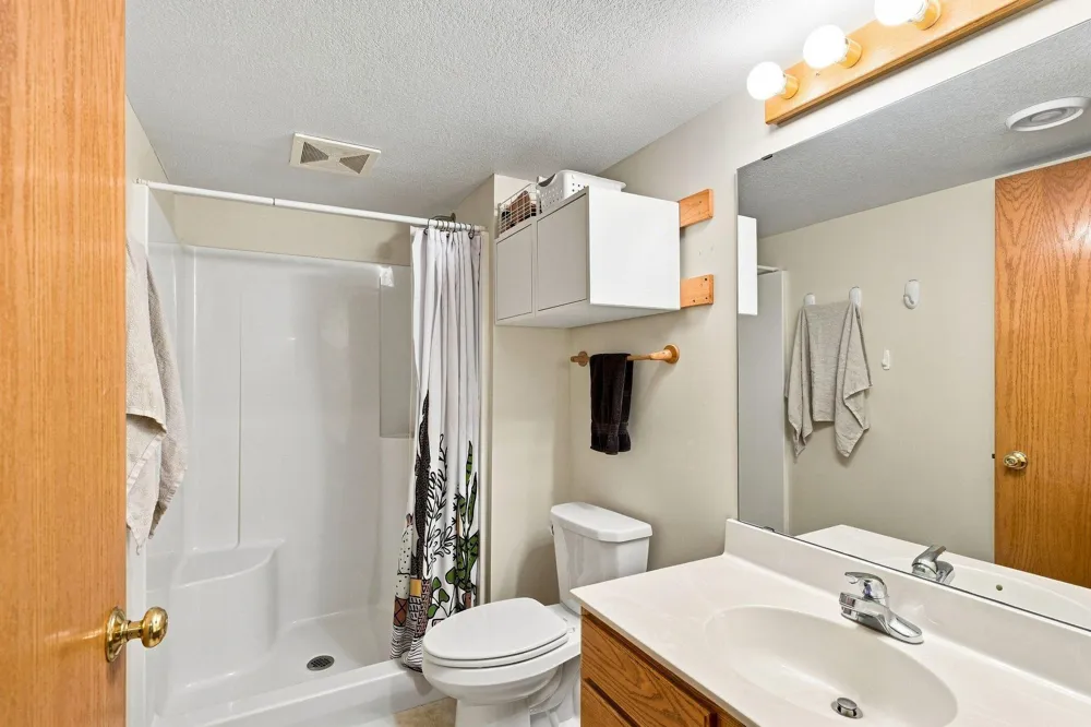 802 Saint Lawrence Drive Northfield, MN 55057