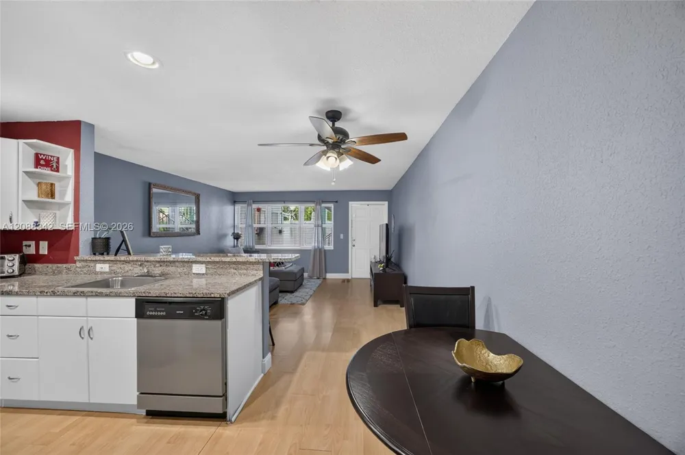 2715 NE 49th St #103 Fort Lauderdale, FL 33308