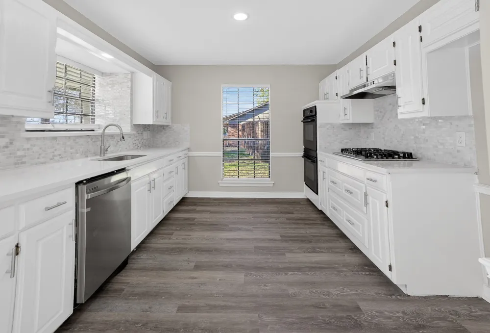 1889 TREE CREST DRIVE Lewisville, TX 75077