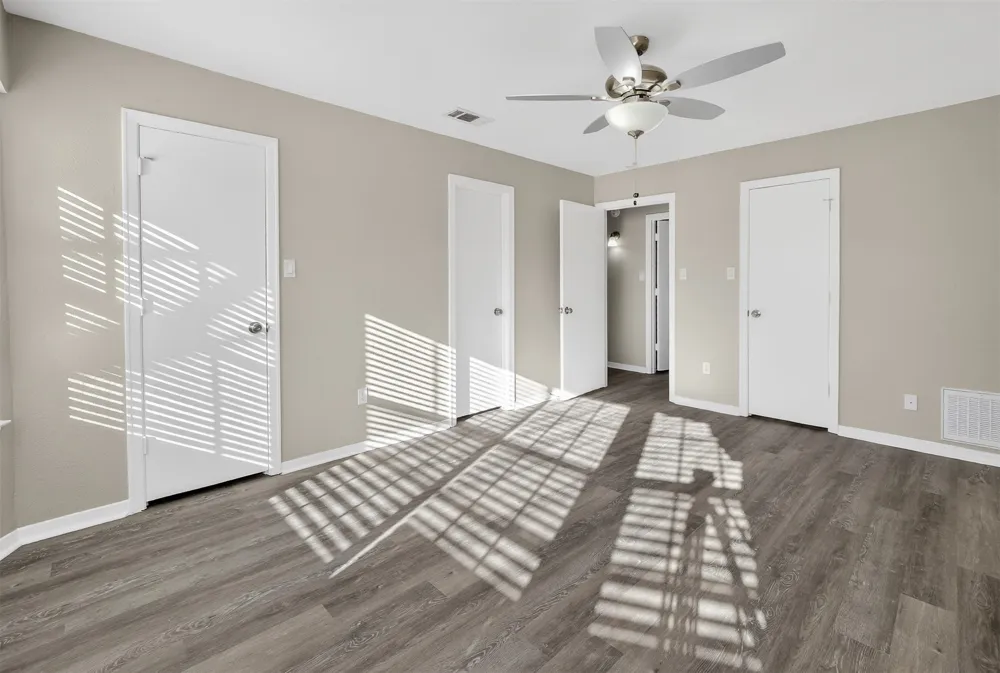 1889 TREE CREST DRIVE Lewisville, TX 75077