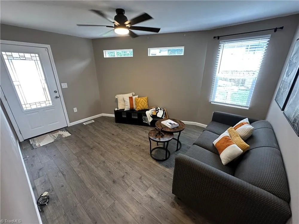 106 Deerfield Drive New London, NC 28127
