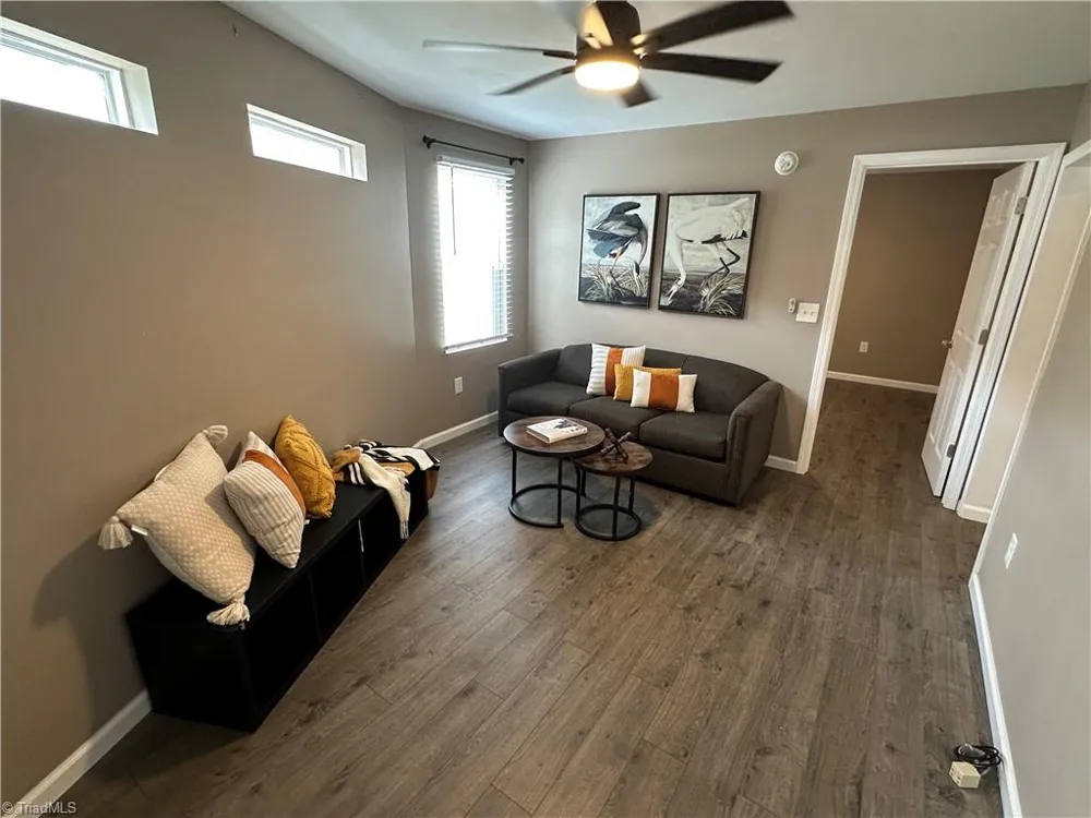 106 Deerfield Drive New London, NC 28127
