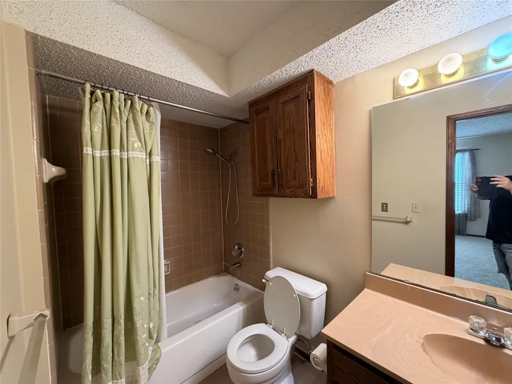 5243 Nowata Road #I-103 Bartlesville, OK 74006
