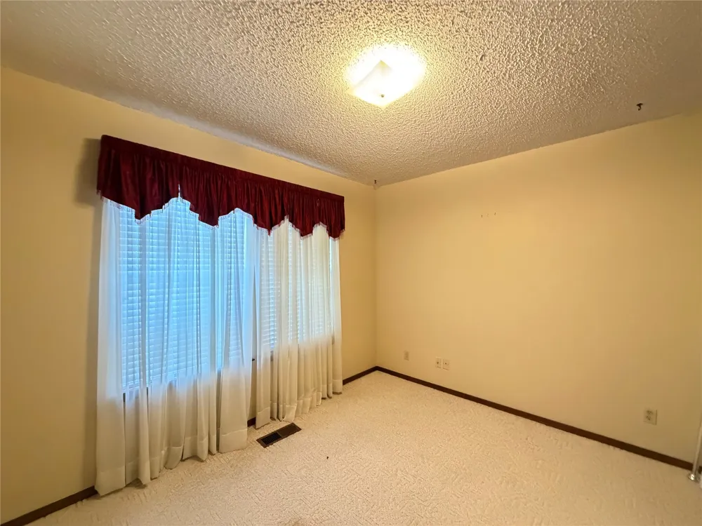 5243 Nowata Road #I-103 Bartlesville, OK 74006