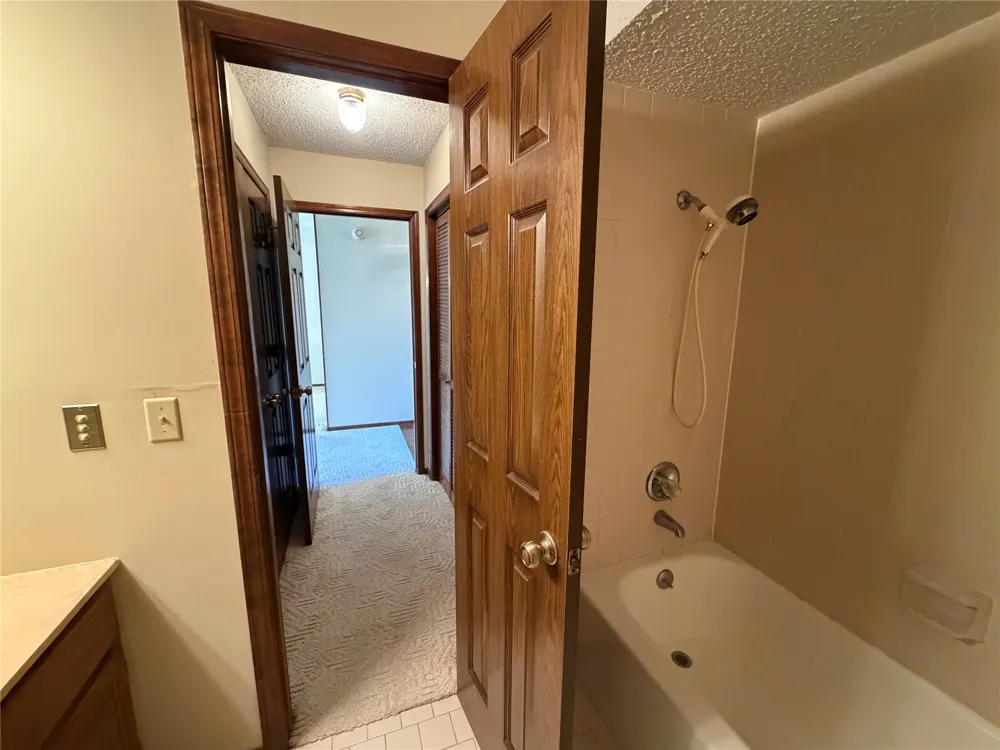 5243 Nowata Road #I-103 Bartlesville, OK 74006
