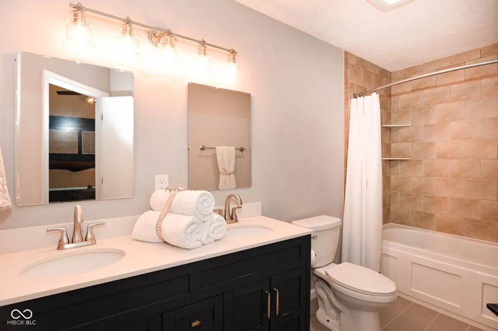 7904 Corday Court Fishers, IN 46038