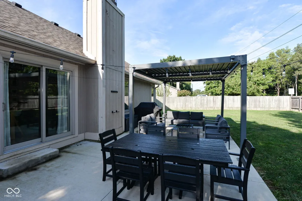 7904 Corday Court Fishers, IN 46038