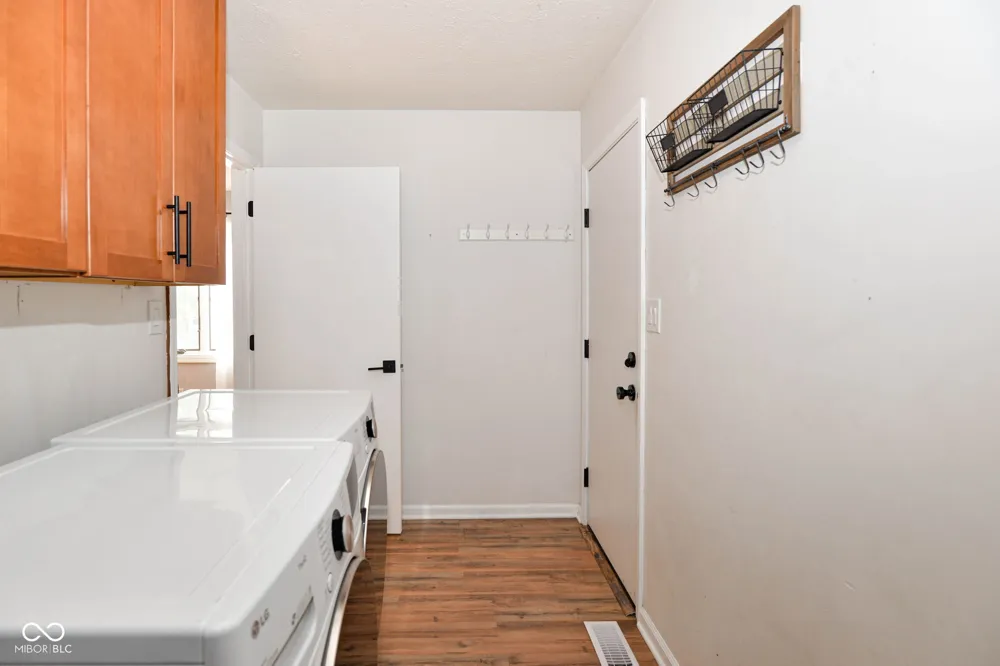 7904 Corday Court Fishers, IN 46038