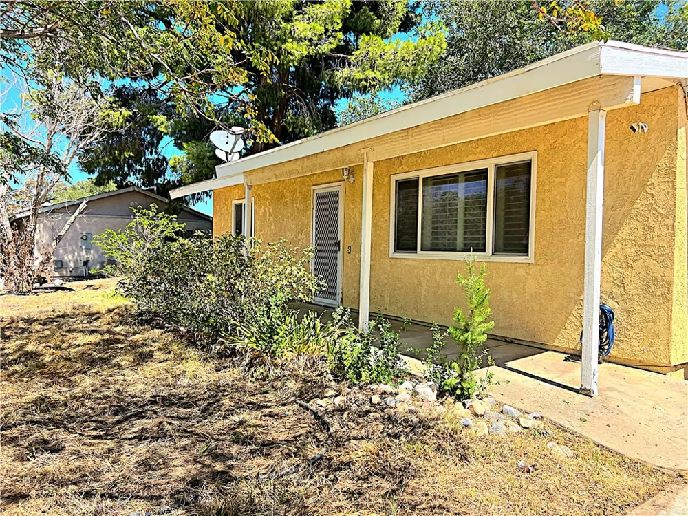 38510 159th E Palmdale, CA 93591