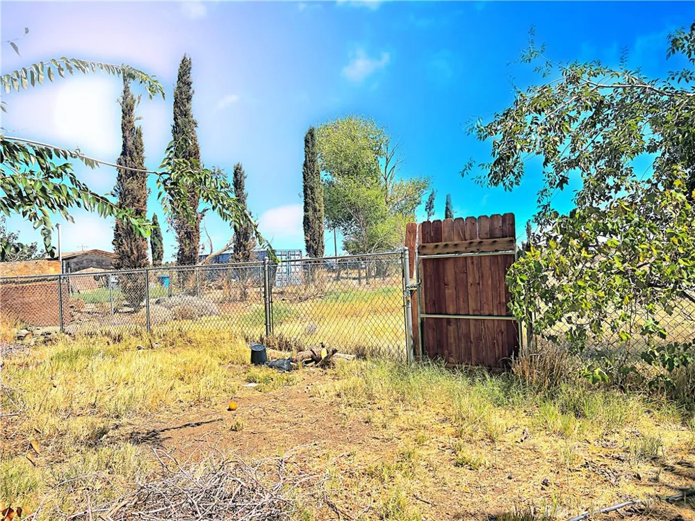 38510 159th E Palmdale, CA 93591