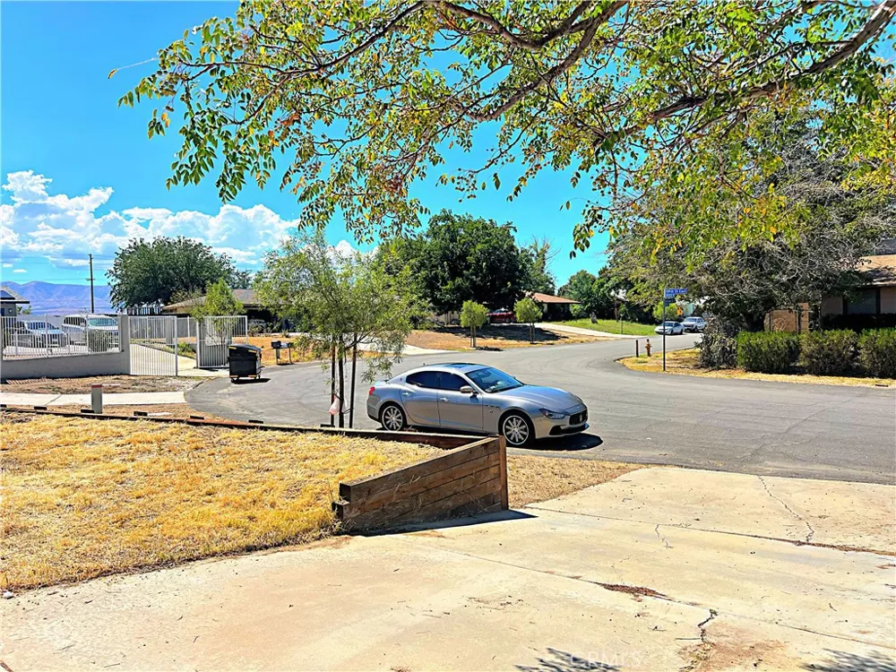 38510 159th E Palmdale, CA 93591
