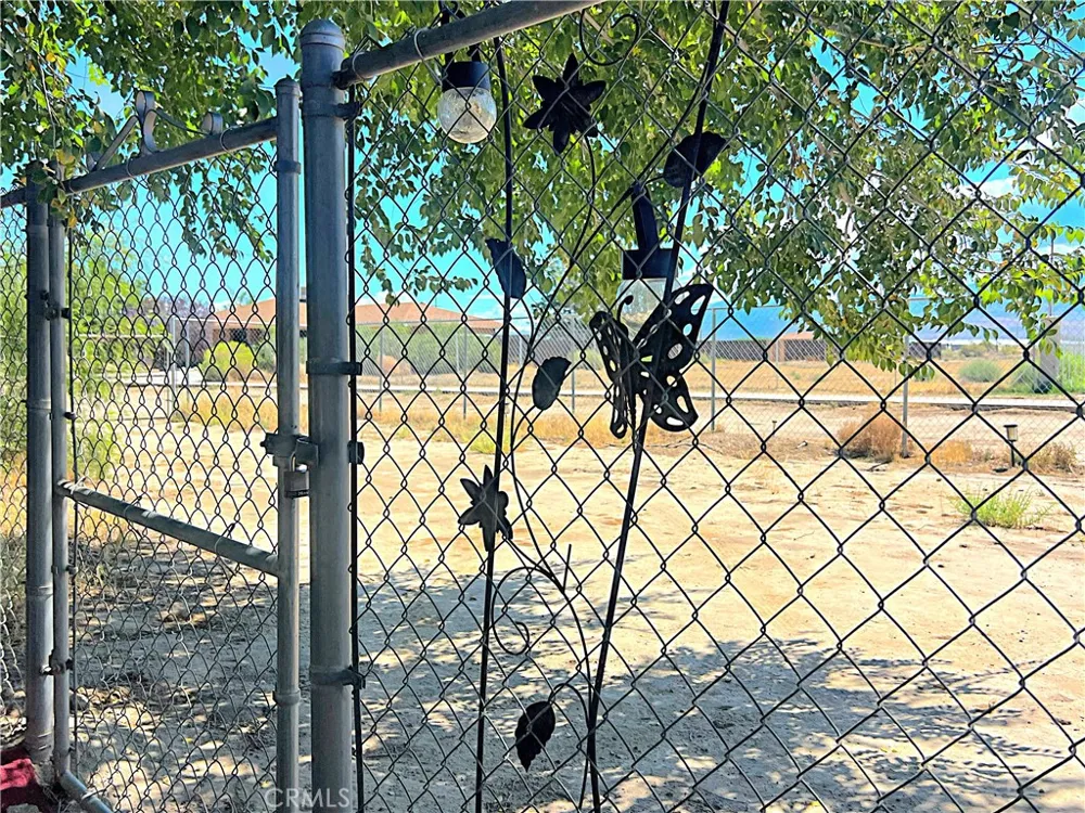 38510 159th E Palmdale, CA 93591