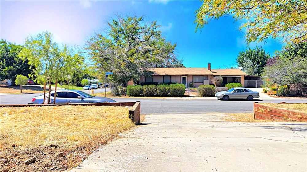 38510 159th E Palmdale, CA 93591