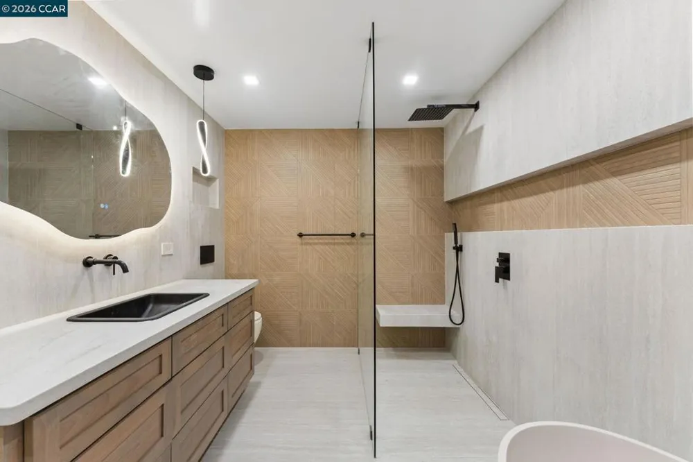 1349 Running Springs Rd #4 Walnut Creek, CA 94595