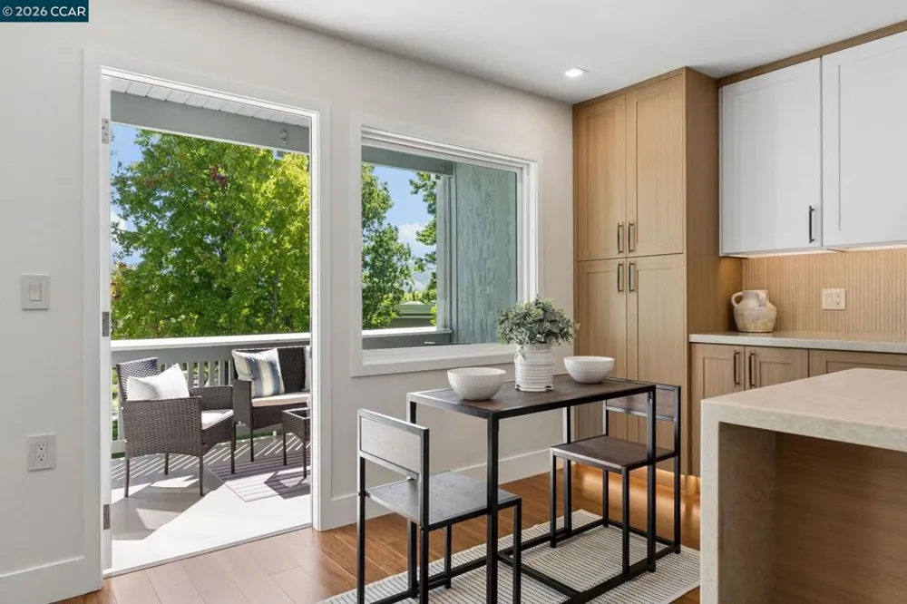 1349 Running Springs Rd #4 Walnut Creek, CA 94595
