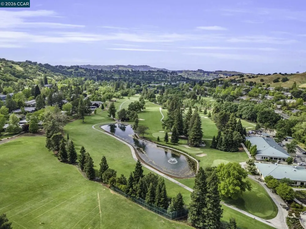 1349 Running Springs Rd #4 Walnut Creek, CA 94595
