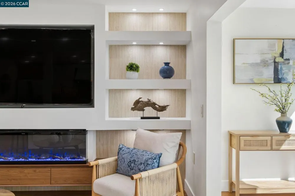 1349 Running Springs Rd #4 Walnut Creek, CA 94595