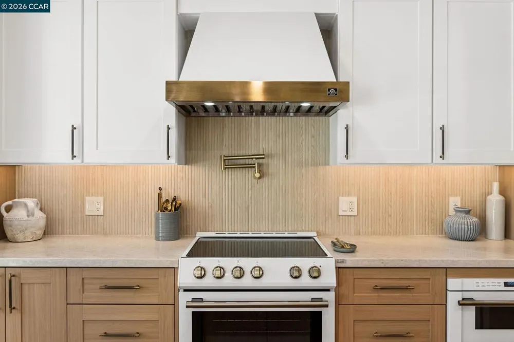 1349 Running Springs Rd #4 Walnut Creek, CA 94595