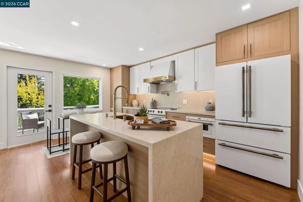 1349 Running Springs Rd #4 Walnut Creek, CA 94595
