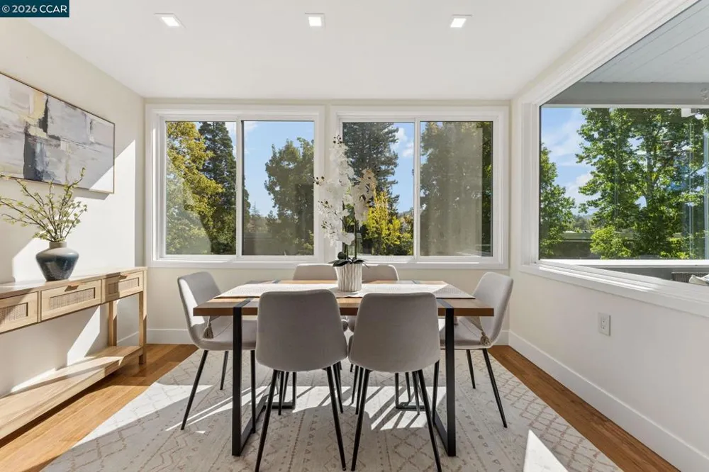 1349 Running Springs Rd #4 Walnut Creek, CA 94595