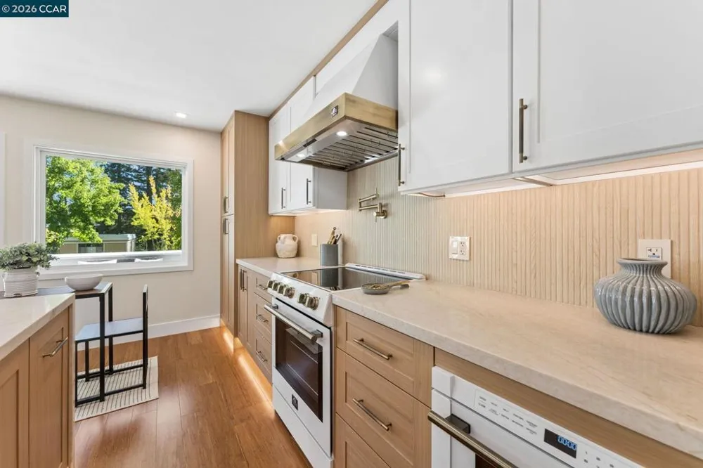 1349 Running Springs Rd #4 Walnut Creek, CA 94595